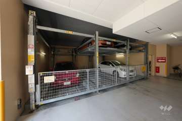敷地内駐車場（屋内機械式）