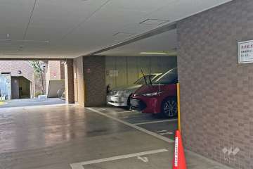 敷地内駐車場（屋内平面式）