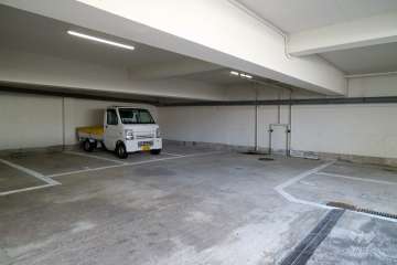 敷地内駐車場（屋内平面式）