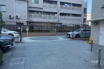 敷地内駐車場（屋外機械式）