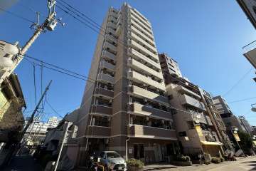 セントパレス池袋の外観（北西側から）