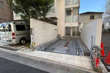 敷地内駐車場（屋外機械式）