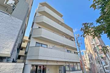 コスモ東長崎の外観（南東側から）