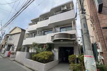 サカエダイホープラザ大塚の外観（南東側から）