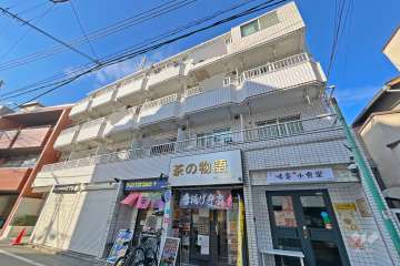 エスカイア池袋の外観（南東側から）