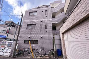 光建ヴォルフスガルテン護国寺の外観（南東側から）
