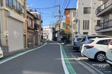 敷地南西側の前面道路
