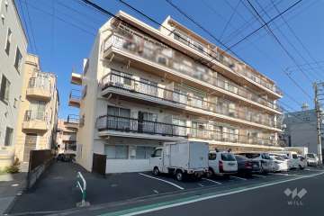 大塚コーポビアネーズの外観（北西側から）