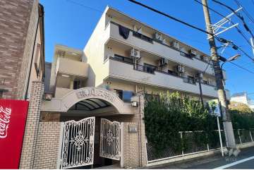 日神パレス千川の外観（南東側から）