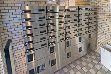 宅配ボックスと共用ポスト