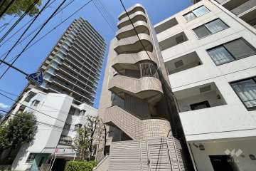 大塚台パークサイドハイツの外観（南西側から）