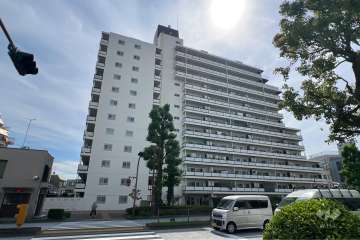 東建池袋要町マンションの外観（北東側から）