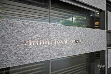マンションの銘板