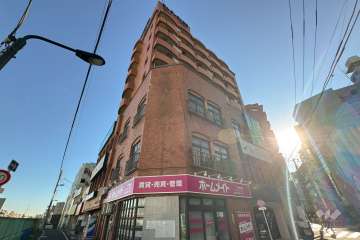 ヒルクレスト駒込の外観（西側から）