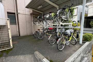 駐輪場（屋根付き）