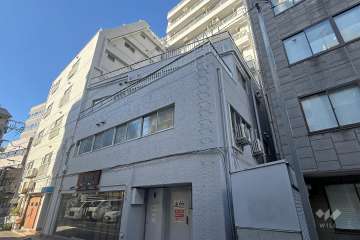 マンション池袋の外観（東側から）