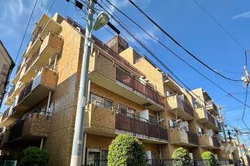 ライオンズマンション東長崎の外観（南東側から）