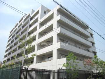 フローラ吹田山手の外観(南東側から)