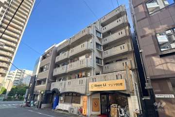 ディアライフ大塚の外観（西側から）