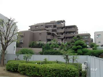 ユニライフ桃山台の外観（東側から）