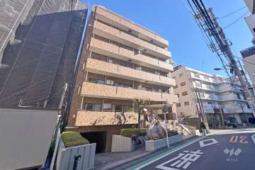 コスモプレイス巣鴨の外観（南西側から）