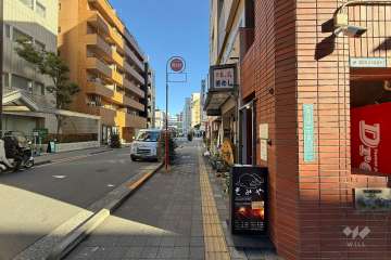 敷地北側の前面道路