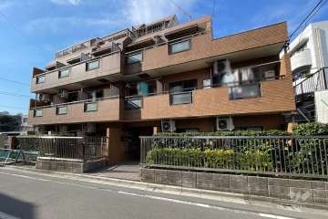ブリス池袋の外観（北西側から）