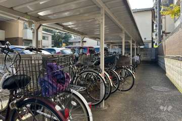 駐輪場（屋根あり）