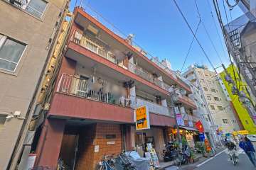 ゆうもあマンションの外観（南西側から）