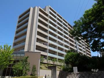 ブランシエラ吹田片山公園の外観（北西側から）