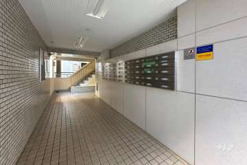 エントランスホール