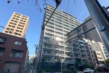 シティハウス大塚ステーションコートの外観（西側から）