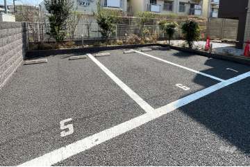 敷地内駐車場(屋外平面式)