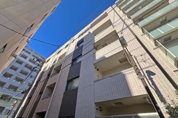 デュオステージ巣鴨の外観（南側から）