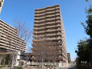 ロイヤルシャトー尼崎スプリングコートブライトタウン（B棟）の外観（西側から）