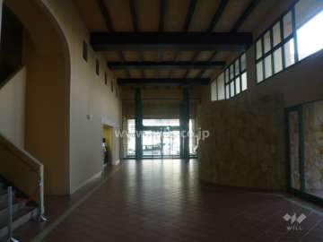 エントランスホール