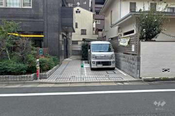 敷地内駐車場（屋外平面式）