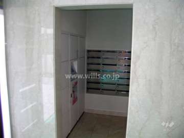 宅配ボックスと共用ポスト