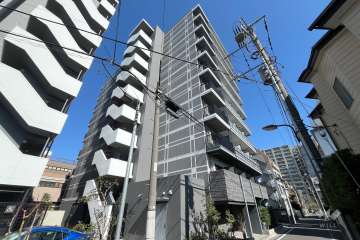 グランドコンシェルジュ池袋本町イーストの外観（西側から）