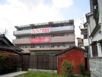 クレヴィア箕面桜の外観（南側から）