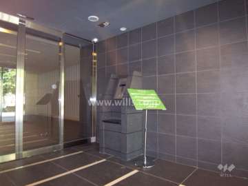 エントランス内