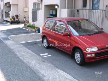 敷地内駐車場（屋外平面式）