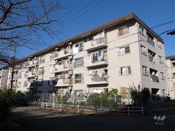 日生伊丹荻野コーポラスD棟の外観（南西側から）