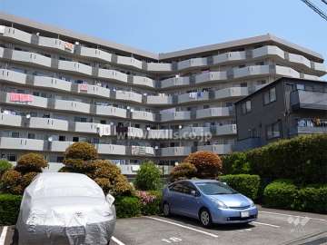 メゾン豊中刀根山の外観（南側から）