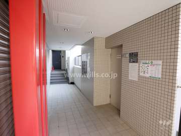 エントランスホール