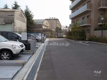 敷地内駐車場（機械式）