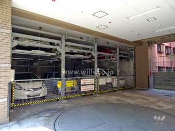 敷地内駐車場（屋内機械式）