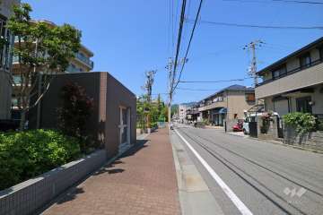 敷地北側の前面道路
