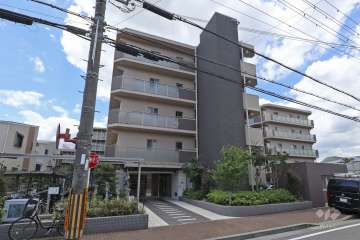 アクシアス宝塚小林の外観（北東側から）