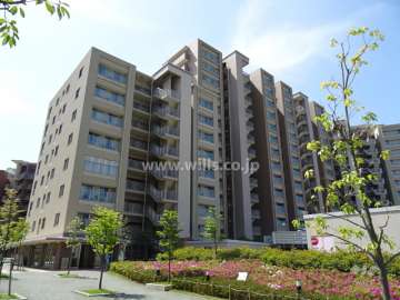 ア・デイ彩都B棟パークレジデンス・ヒルズレジデンスの外観（北東側から）